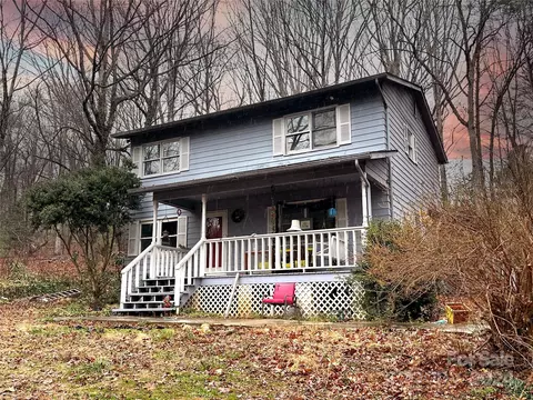 109 Grandview Ave, Morganton, NC 28655