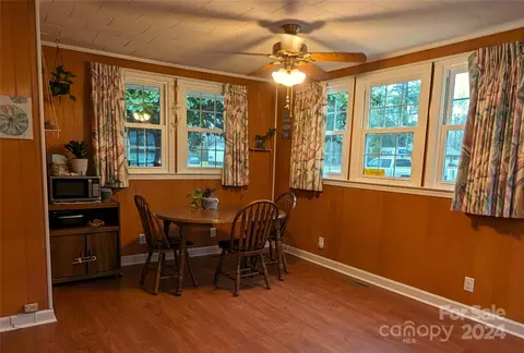 Dining - 18 S 4th St, Mcbee, SC 29101 photo 1 of 3