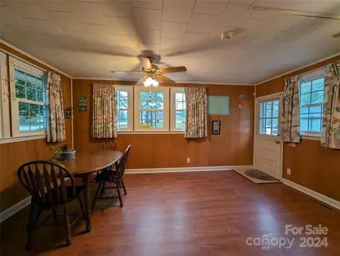 Dining - 18 S 4th St, Mcbee, SC 29101 photo 3 of 3