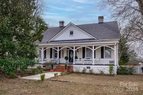 201 Frazier St, Winnsboro, SC 29180