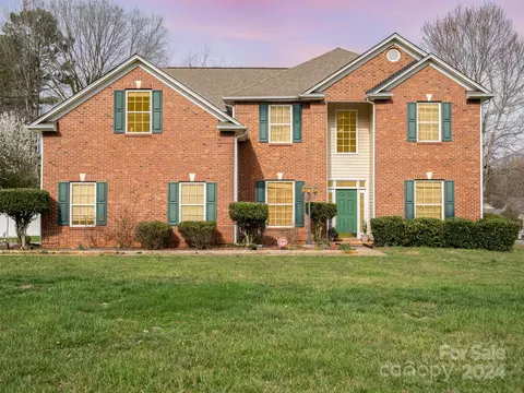 7304 Hannah Alexander Ln, Mint Hill, NC 28227