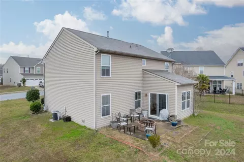 Exterior - 3380 Linetender Dr, Davidson, NC 28036 photo 3 of 6