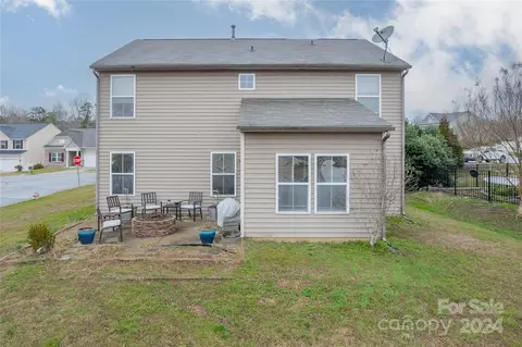 Exterior - 3380 Linetender Dr, Davidson, NC 28036 photo 4 of 6