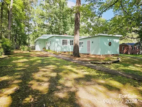 Exterior - 405 N Pine St, Lancaster, SC 29720 photo 15 of 15