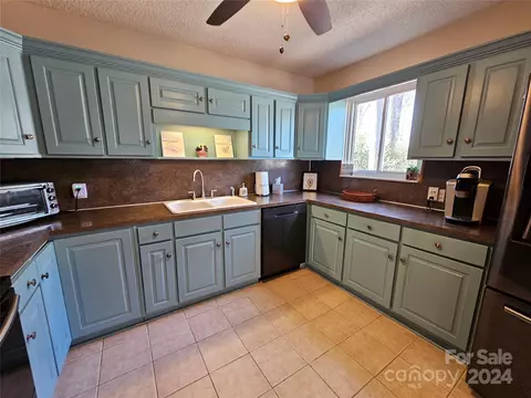 Kitchen - 405 N Pine St, Lancaster, SC 29720 photo 1 of 4