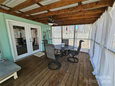 Exterior - 405 N Pine St, Lancaster, SC 29720 photo 10 of 15