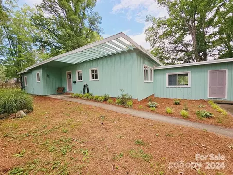 Exterior - 405 N Pine St, Lancaster, SC 29720 photo 11 of 15