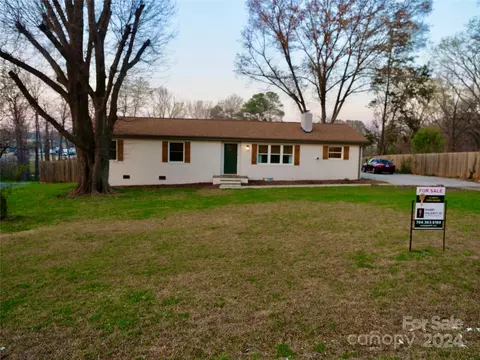 9643 Pleasant View Ln, Mint Hill, NC 28227