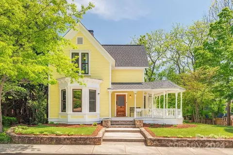 19 Washington Rd, Asheville, NC 28801
