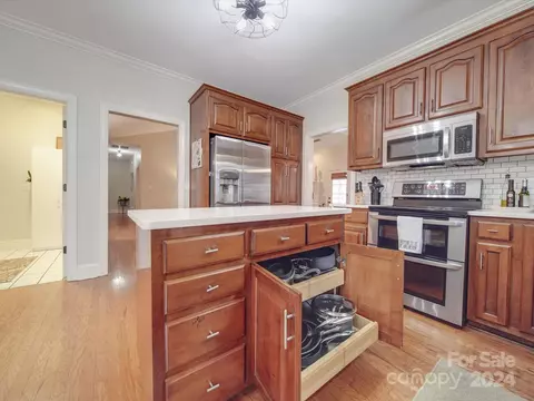 Kitchen - 1404 Heather Ln, Monroe, NC 28110 photo 4 of 4