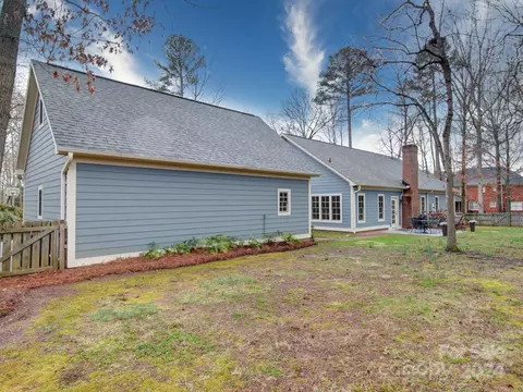 Exterior - 1404 Heather Ln, Monroe, NC 28110 photo 8 of 15