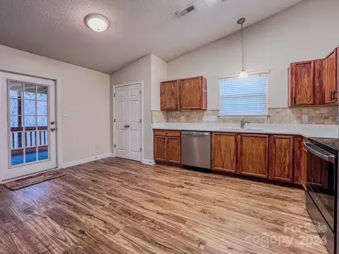 534 River View Dr, Lowell, NC 28098 photo 19