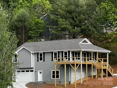 932 Morlin Acres Dr, Marshall, NC 28753