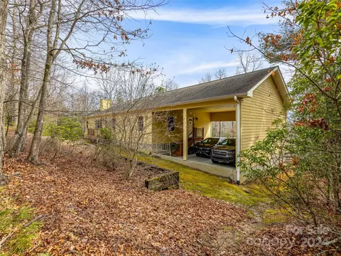 Exterior - 76 Juniper Ln, Brevard, NC 28712 photo 8 of 9