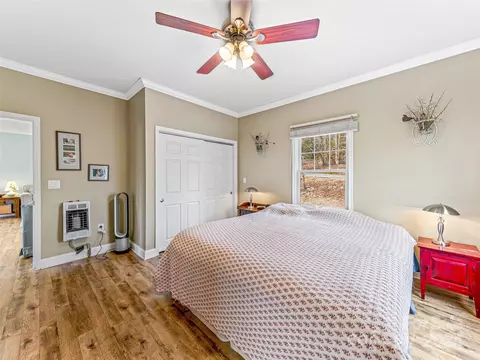 Bedroom - 76 Juniper Ln, Brevard, NC 28712 photo 2 of 3
