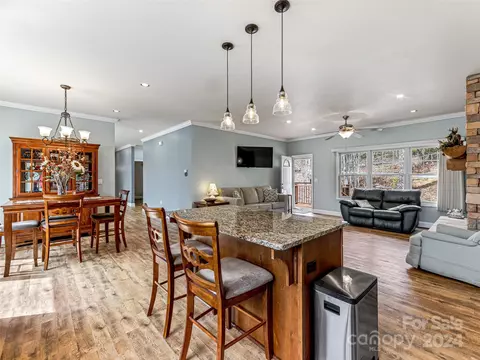 Kitchen - 76 Juniper Ln, Brevard, NC 28712 photo 4 of 4
