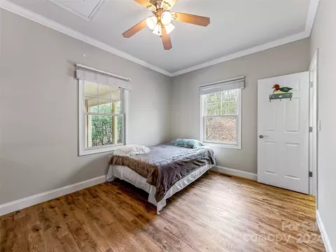 Bedroom - 76 Juniper Ln, Brevard, NC 28712 photo 3 of 3