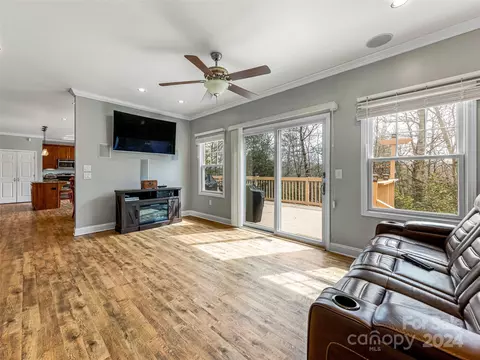 Living - 76 Juniper Ln, Brevard, NC 28712 photo 1 of 6