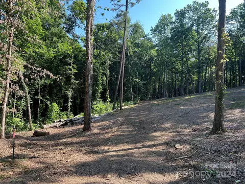 719 8th Se Ave SE, Hickory, NC 28602