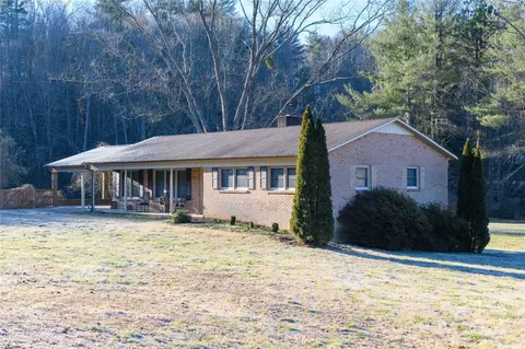 3435 Coy Miller Rd, Lenoir, NC 28645