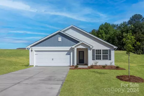 3425 Bear Den Dr, Gastonia, NC 28052