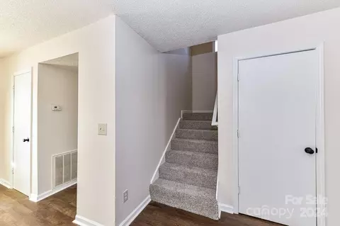 Entry Way - 1008 Curtis St, Monroe, NC 28112 photo 1 of 2