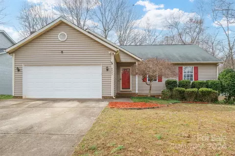 6023 Acadian Woods Dr, Charlotte, NC 28227