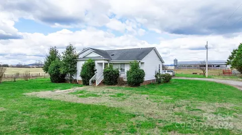 Other - 200 Keever Ln, Hiddenite, NC 28636 photo 6 of 40