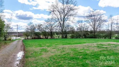 Other - 200 Keever Ln, Hiddenite, NC 28636 photo 10 of 40