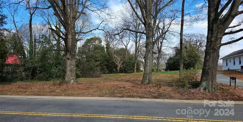 20208 N Main St, Cornelius, NC 28031