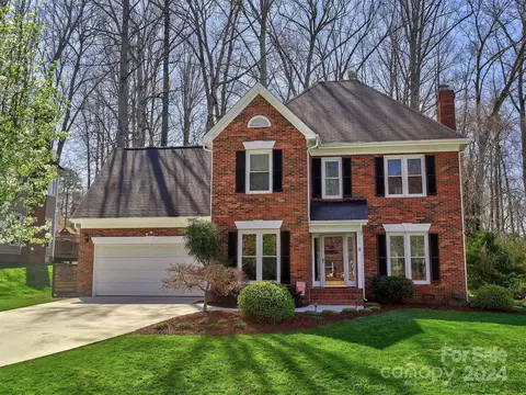 15120 Sharrow Bay Ct, Huntersville, NC 28078