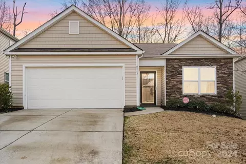 5312 Park Brook Dr, Charlotte, NC 28269