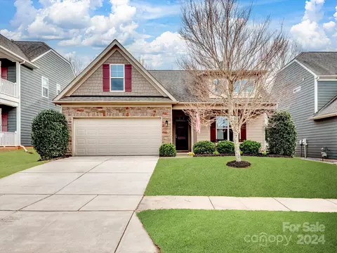 1034 Baldwin Dr, Lancaster, SC 29720