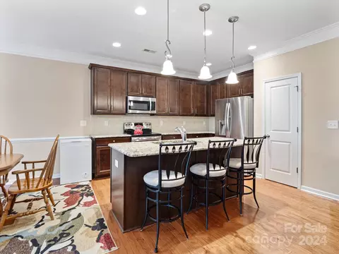 Kitchen - 1034 Baldwin Dr, Lancaster, SC 29720 photo 2 of 4