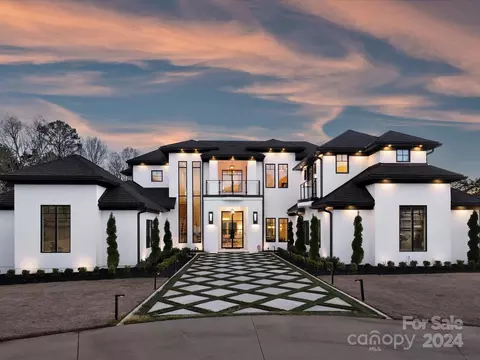 3612 English Garden Dr, Charlotte, NC 28226