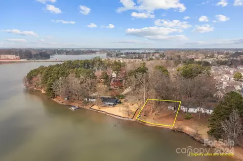 View/Area - 621 Catawba Ave, Davidson, NC 28036 photo 1 of 20