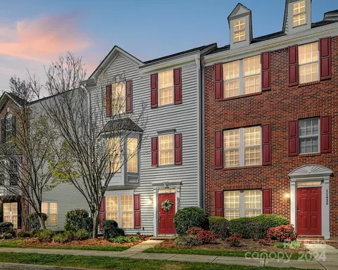 11434 Destin Ln, Charlotte, NC 28277
