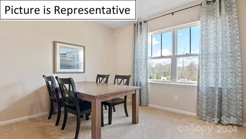 Dining - 1909 Vanderlyn St, Monroe, NC 28112 photo 3 of 3