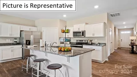 Kitchen - 1909 Vanderlyn St, Monroe, NC 28112 photo 2 of 4