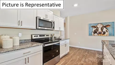 Kitchen - 1909 Vanderlyn St, Monroe, NC 28112 photo 4 of 4