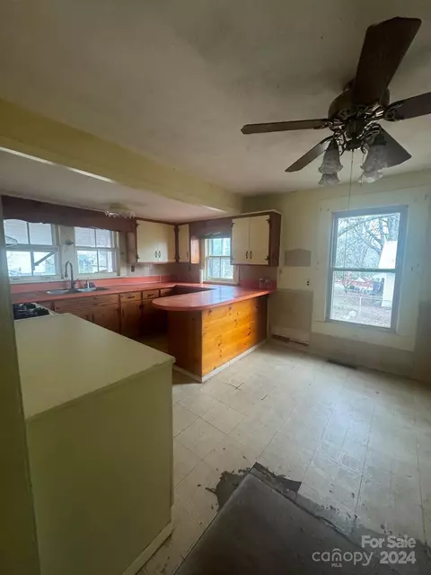 175 Ryan St, Salisbury, NC 28144 photo 5