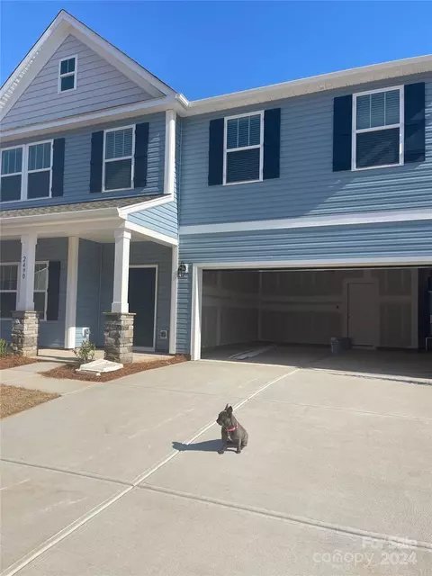 2490 Andes Dr, Statesville, NC 28625