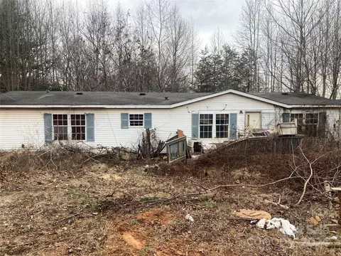 188 Carrite Dr, Marion, NC 28752
