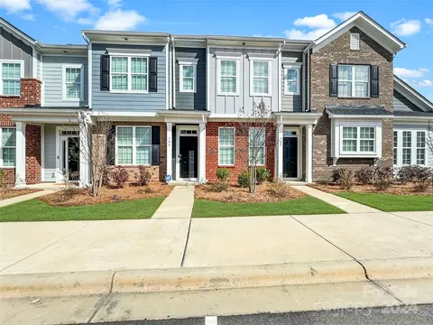 704 Henderson Valley Way, Belmont, NC 28012