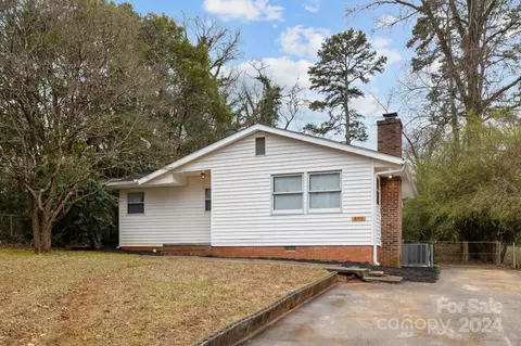 605 Wilbrown Cir, Charlotte, NC 28217