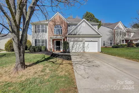 1307 Cool Mist Ct, Fort Mill, SC 29707
