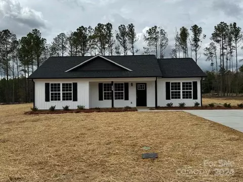738 Starcliff Cir, Lancaster, SC 29720