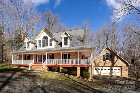 7306 Mockingbird Ln, Waxhaw, NC 28173