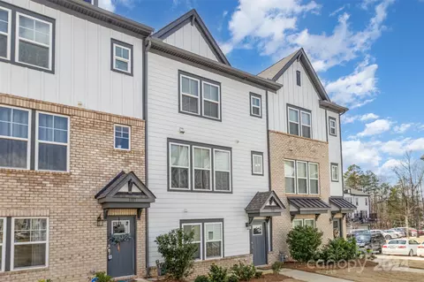 13113 Simoneaux Ln, Charlotte, NC 28277