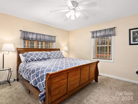 Bedroom - 77 Yorkshire Dr, Sylva, NC 28779 photo 1 of 5